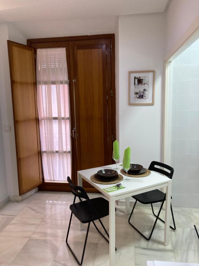 Jimios Alcazar Catedral Apartment Seville Exterior photo
